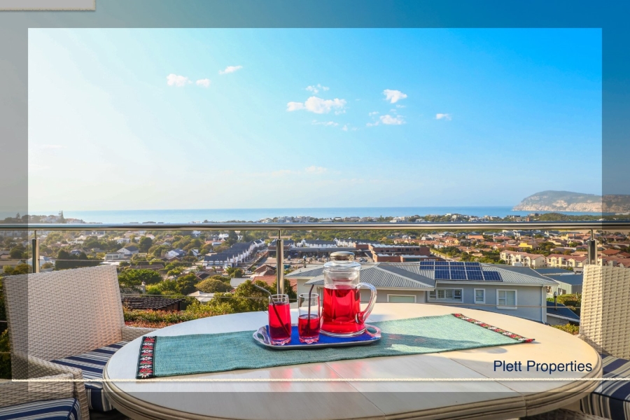 2 Bedroom Property for Sale in Robberg Ridge Western Cape